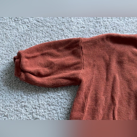 Junie Grey Toddler Waffle Oversized Romper - Picture 2 of 5